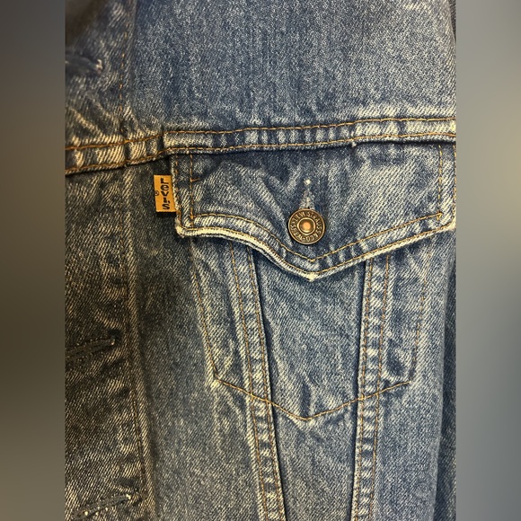 oversized levi’s denim jacket - Picture 2 of 4